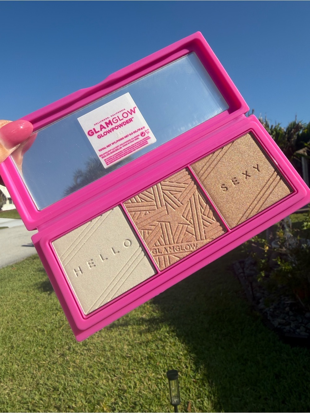 GLAMGLOW Glowpowder Trio Highlighter Palette - Hot Pink Case